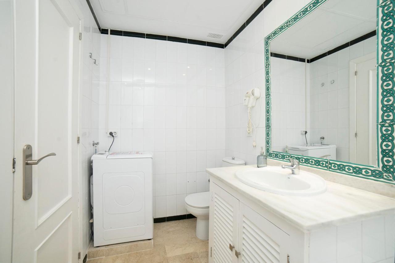 Alohamundi Lumbreras II Apartamento Sevilha Exterior foto