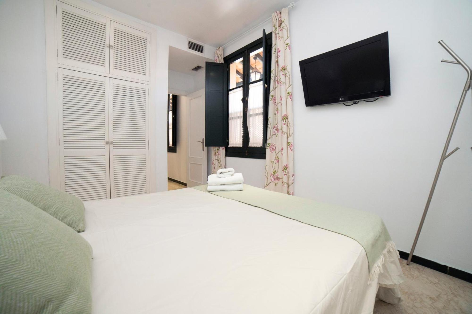 Alohamundi Lumbreras II Apartamento Sevilha Exterior foto